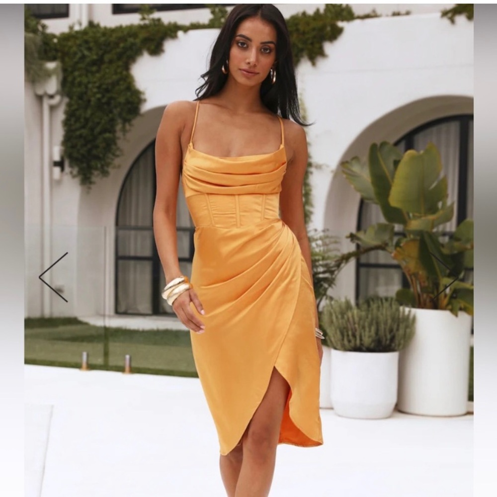 NWT - HELLO MOLLY - My Fierce Love Satin Midi dress golden